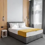 Apartment Richter By Inshi Lemberg